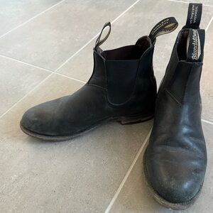 Blundstone Boots - size 8
